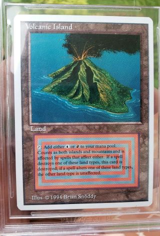 Vintage Magic | BGS 9 MTG Summer Magic Volcanic Island.  5 from 9.  5 w/10 SUBGRADE 4