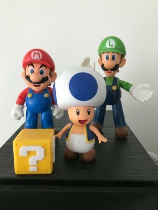 World Of Nintendo Mario/luigi/blue Toad Official Nintendo Action Figures
