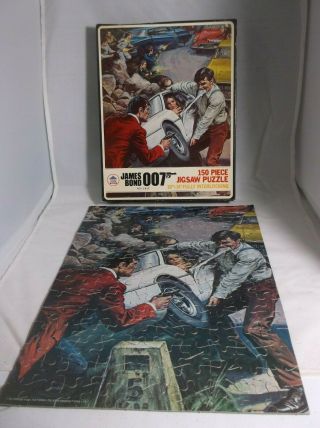 1977 James Bond 007 Puzzle The Spy Who Loved Me " Bond Vs.  Jaws " Complete Euc
