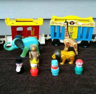 Vintage Fisher Price Little People Play Family Circus Train Complete