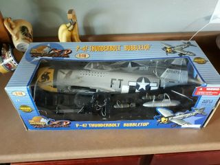 21st Century Toys Ultimate Soldier P - 47 Thunderbolt Bubbletop 1/18 -