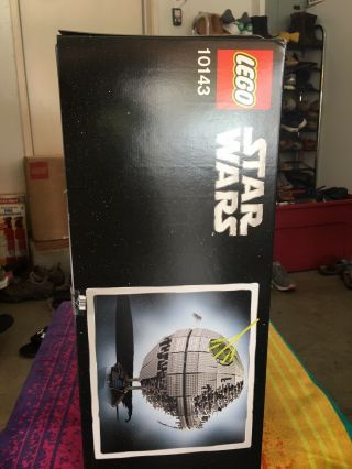 LEGO 10143 Star Wars Death Star II in LEGO shipper 2