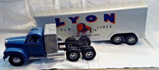 Smith Miller Lyon Van Lines Mack Truck L038 225