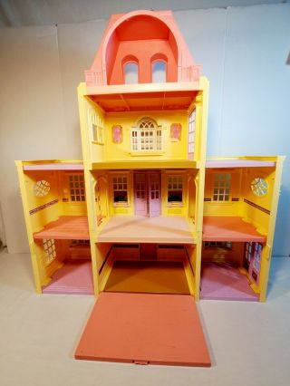 Fisher Price Loving Family Dollhouse TWIN TIME House 212,  dolls & accessories 2
