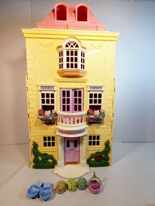 Fisher Price Loving Family Dollhouse TWIN TIME House 212,  dolls & accessories 3