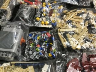 Open Box LEGO Grand Carousel 10196 100 Complete All 27 Bags 9