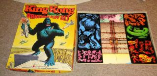 Vintage 1976 King Kong Panorama Colorforms Adventure Play Set Take A Look