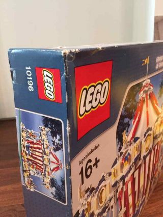 Lego 10196 Grand Carousel MIB 2