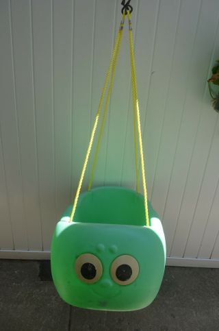 Step 2 Double Swing Caterpillar Green With Straps W/ Rope