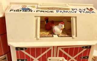Fisher Price 915 Family Farm Barn Silo Animals Tractor 4