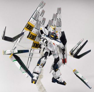 Official Bandai 1/100 RX - 93 Nu Gundam with Expansion Kit Built and Painted 4
