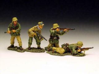 King & Country 1/30th Scale Ak016 Attack Set