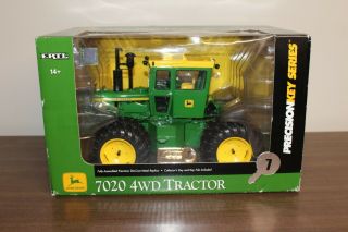 1/16 John Deere 7020 4wd Tractor Precision Key Series 1 Nib