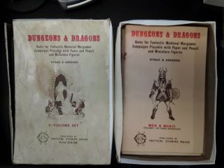 Dungeons & Dragons White Box Set (5th Printing) Hobbit & Ent (1975 - 76)