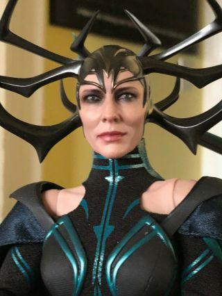 Hot Toys Mms449 Thor: Ragnarok 1/6 Hela Displayed Only Complete