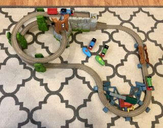 Castle Quest Rc Remote Control Thomas & Percy Extra Thomas,  Henry Trackmaster