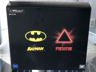Sdcc Comic Con 2019 Neca Dc/dark Horse Batman Vs Predator 2 - Pack Figures