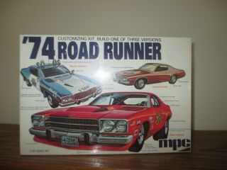 1974 Road Runner Mpc Model Kit Factory