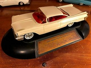 1959 Pontiac Motor Trend Promo Dealer Award Trophy Car Of The Year 1958 1960