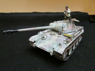 Collectors Showcase Cs00354 German Panzer V Panther Tank 1/30 Winter Camo