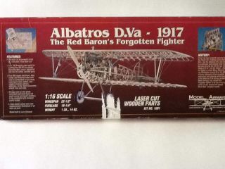 Model Airways Ma1001 Albatros D.  Va Red Baron 1:16 Scale Build Kit - On