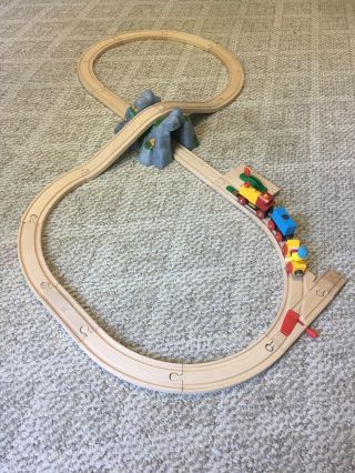 BRIO Wooden Train Mountain Action Figure 8 Set With Battery Powered Train 2001 2