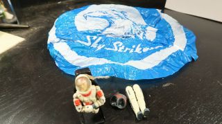 Gi Joe G I Arah 1983 Ace Sky Striker Pilot Chair And Parachute