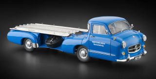 Cmc Mercedes - Benz Racing Car Transporter “the Blue Wonder”,  1954/55 1/18