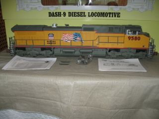 Aristocraft Union Pacific G Scale Dash 9 With Flags.  Art 23010 -