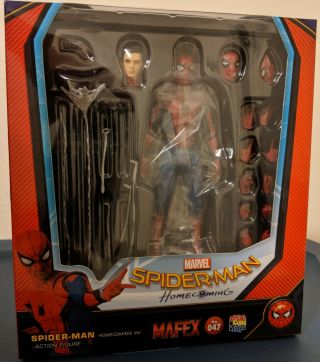 Mafex No 47 Spider - Man Homecoming Authentic Action Figure Marvel