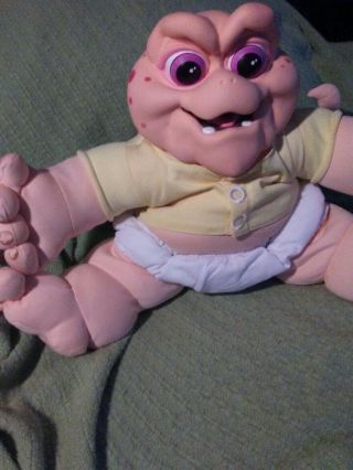 Vtg 1991 BABY SINCLAIR Dinosaurs TV Show Talking Doll Pull String Hasbro 3