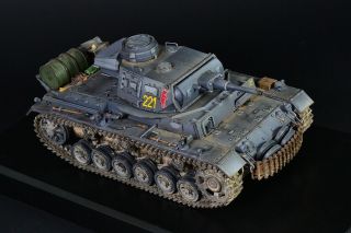 PRO - BUILT 1/35 Tauch Panzer III Ausf.  H German tank finished model 8