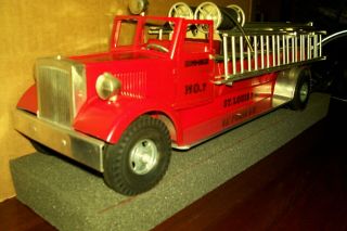 SMITH - MILLER CITY SERVICE LADDER TRUCK LARGE 1/16 SCALE 2