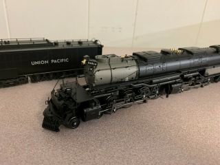 Broadway Limited BLI Union Pacific Big Boy 4014 Paragon 3 with smoke C9 5