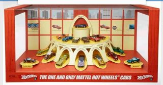 Hot Wheels Hwc 16 Car Display Set 50th Year Anniversary Rlc