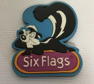 Vintage Six Flags Skunk Magnet Souvenir Theme Park Pepe Le Pew 1997 Looney Tunes