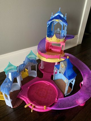 Disney Princess Glitter Glider Castle