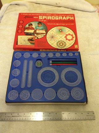1967 Kenner SPIROGRAPH with paper 3