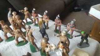 Metal army Men Vintage Military WWII British Doughboys Soldiers,  4 Indians 6