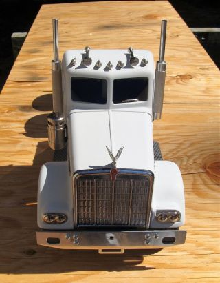 ALLEN ' S TOY CO.  KENWORTH - 1/16TH SCALE,  SMITH - MILLER SIZE 5