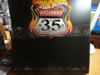 Hot Wheels Hwy 35 World Race (30) Car Set 829/1000 W/shipper Box
