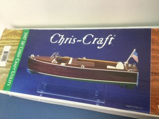 Dumas Boats 1947 16 ' Chris Craft Utility Kit 1240 Scale 1/8 3