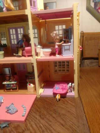 Fisher Price Loving Family Victorian Foldable Dollhouse SUV People & Furniture 6