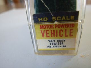 Aurora Model Motoring / HO Scale Slot Car / Van Body Trailer No.  1586 2