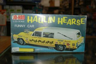 Jo - Han 1/25 Scale Kit Gc - 800,  Wild Funny Car Haulin Hearse,  W/box,