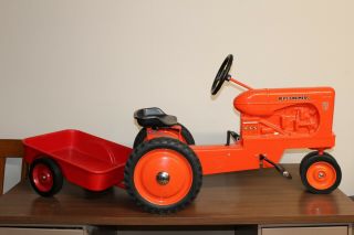 Allis Chalmers Wd - 45 Pedal Tractor With Wagon Both By Scale Models