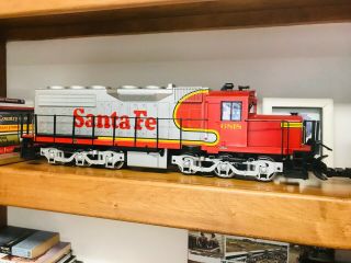 LGB 22562 Santa Fe Warbonnet diesel w/sound (red/silver) 2