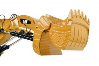Caterpillar 6090 FS Mining Shovel - 1/48 - CCM - Diecast - 2018 7