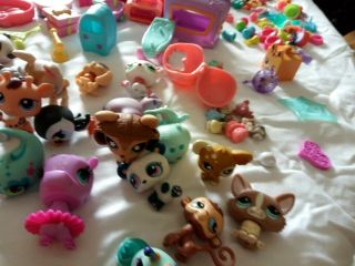Littlest Pet Shop 60 pets and accessories more than 200 items furniture vehicles 4
