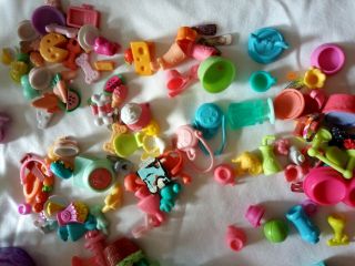Littlest Pet Shop 60 pets and accessories more than 200 items furniture vehicles 5
